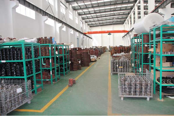 西安潛水泵配件倉庫